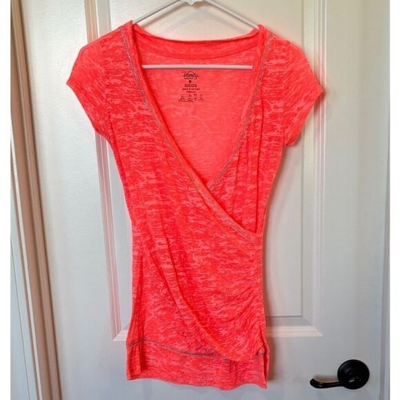 Vanity Coral Burnout Tee Womens Size S Heathered Faux Wrap Metallic Yoga Fitted - Picture 2 of 4
